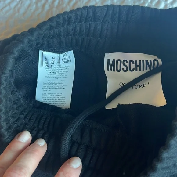 Moschino rainbow Logo Printed Jogging Pants . Unisex.. Size 4/38